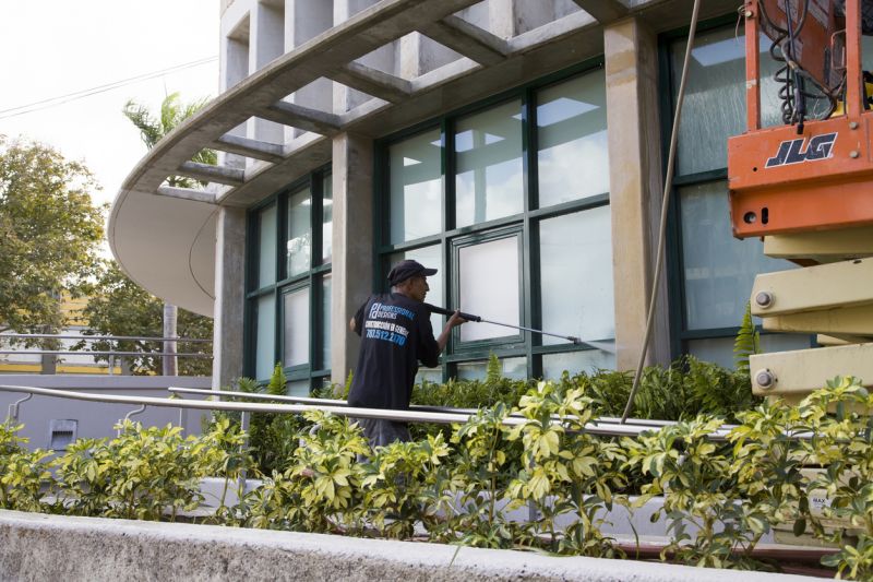 Chapel Window Washing