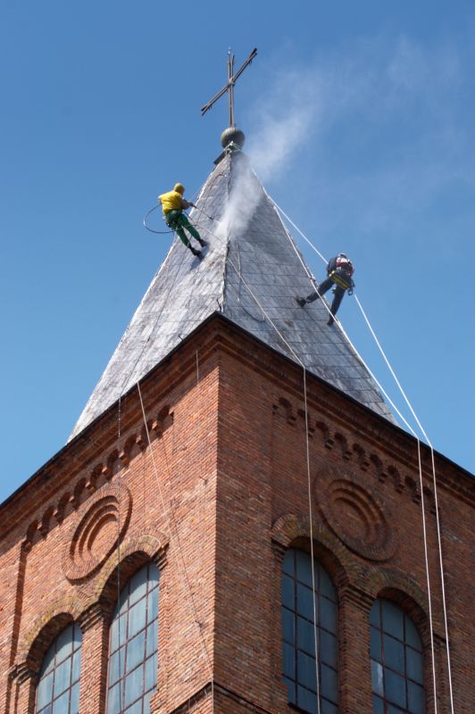 Chapel Window Washing